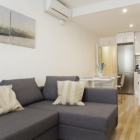 Flateli Roger 2 Apartment Barcelona Exterior photo